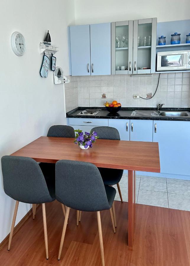 Apartments Stokic Rab Town Extérieur photo